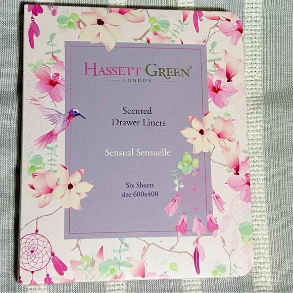Hassett Green Other - Sensual Sensuelle - Scented Drawer Liners
